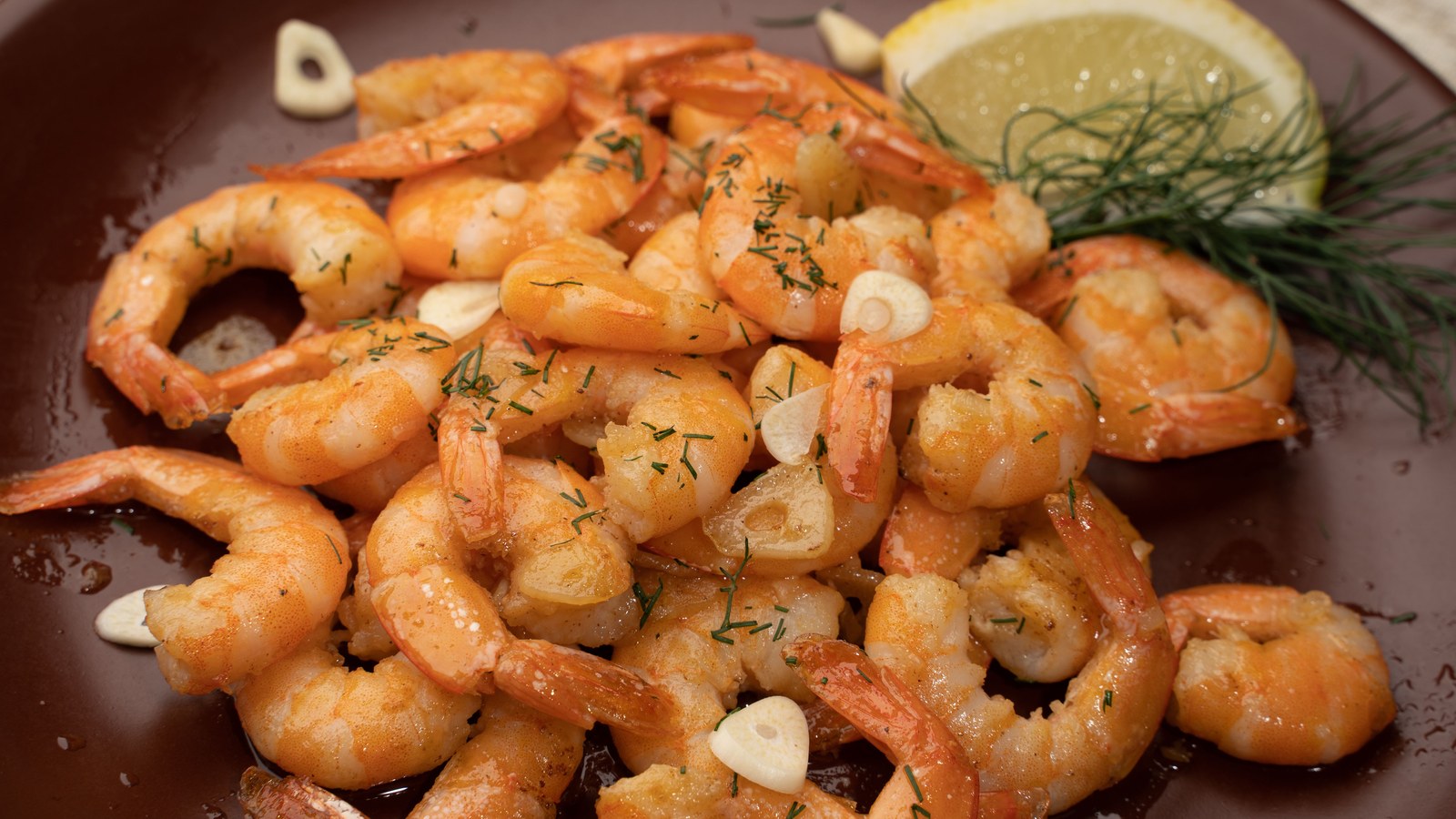 Illustrative stock photo of a garlic shrimp plate.